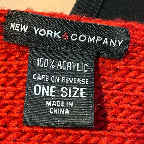New York & Company Beanie Hat and Matching Scarf 2pc set, Red White Black | OS - Picture 11 of 13